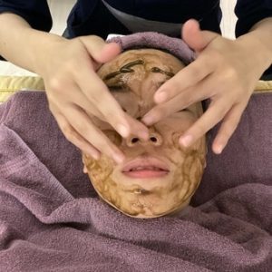 藻針煥膚 術中4
