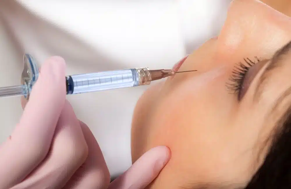 水光針功效真的有用嗎？哪些膚質適合？副作用與迷思一次解答
